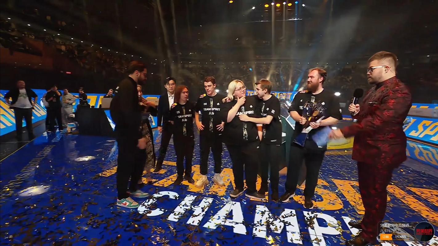 BlanK 's Black Dream 用狙击枪撕裂了 Kang Kang！TE 的进攻队伍疯狂操控！TE 1-0 EDG