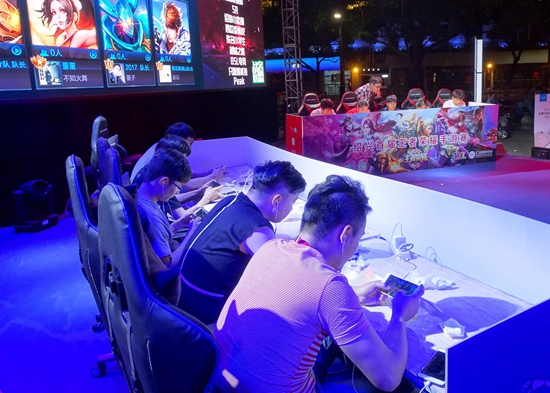 Spirit 将在 IEM Katowice 2025 半决赛中对阵 NAVI