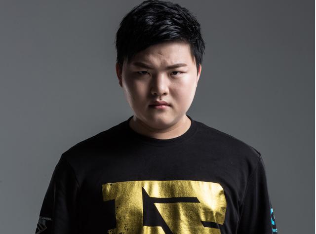 外媒爆料：前VIT辅助Jactroll将回归VIT